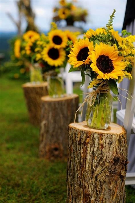 28 Country Rustic Wedding Decoration Ideas With Tree Stumps