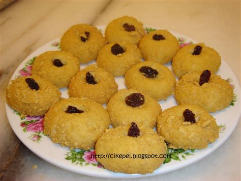 Resepi biskut kelapa ini merupakan resepi yang ringkas. Keluarga & Resepi: ^_^: Biskut Kelapa Rangup