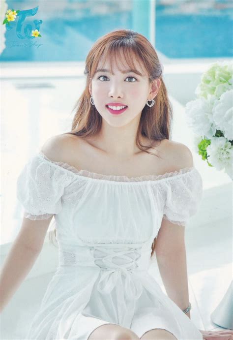 10 Twices Nayeon Proved Her Superior Visuals In All White Outfits