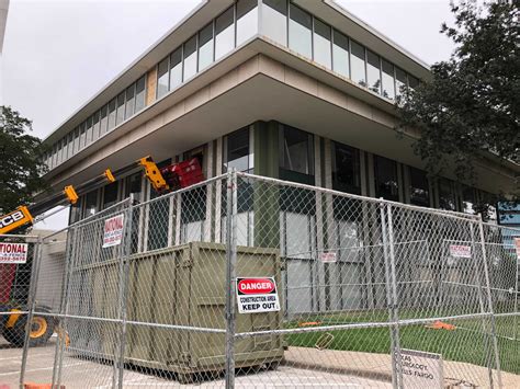 Former Texas Neurology building will be converted into small-office