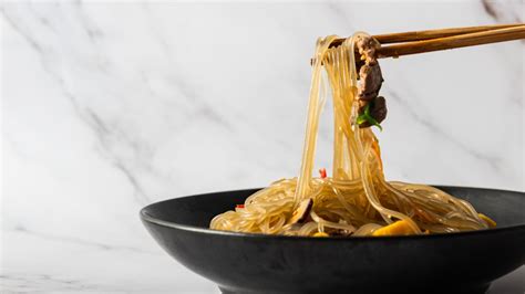 Tips You Need When Cooking With Noodles