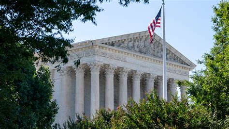 supreme court blocks biden immigration policy but takes case