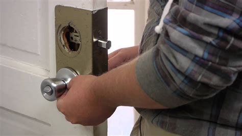 How To Replace An Exterior Door Knob And Lock Door Installation