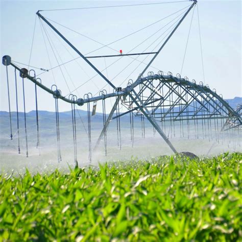 Supply 2018 Yulin Commercial Center Pivot Farm Irrigation System