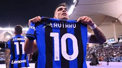 Con un golazo de Lautaro Inter goleó a Milan y se llevó la Supercopa