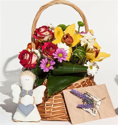We know friendship gifts can be difficult because of the overwhelming options available to us online. 50th Anniversary Gifts for Friends - Celebration Joy