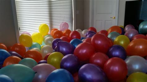 Balloonfilledroom5 Balloons Filling Room