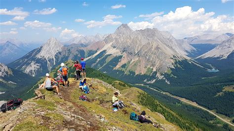 Kamloops is a city of 90,000 people (2016, 104,000 in the metro area) in the central interior of british columbia. KHC Newsletter - August 20, 2017 - Kamloops Hiking Club