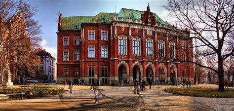 Polonyada Üniversite Grand International