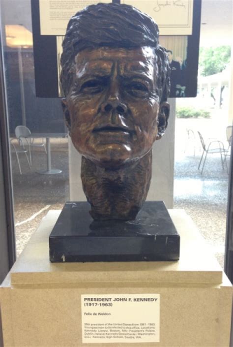 Inside The Exhibit The John F Kennedy Bust By Felix De Weldon