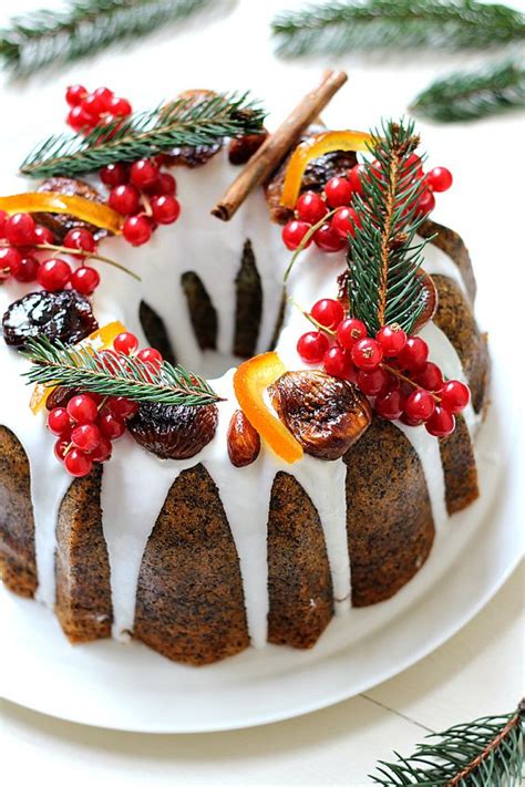In this instructable i will show you how you can make a chocolate christmas oreo bundt cake. Picture Of poppy seed bundt wedding cake with white chocolate drip, cranberries, evergrenes ...