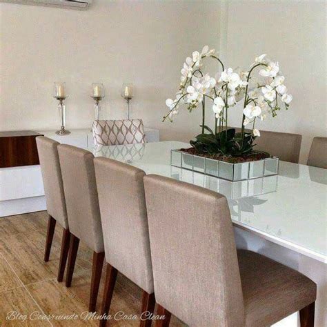 Florero En La Mesa Del Comedor Decoración De Comedor Centros De Mesa De Comedor Diseño De