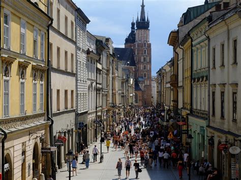 Zapraszamy do zapoznania się z wynikami. Cracovia: l'ex capitale reale - BeBorghi by Valentina Borghi