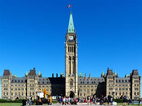 Discover a unique musical experience: Archivo:Centre Block of Parliament Hill, Canada.jpg ...