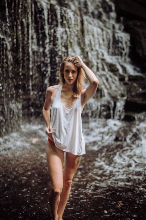 waterfall boudoir yes [clarksville boudoir photographer] — julie igo photography