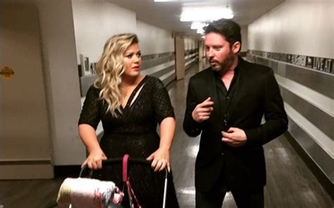 Kelly Clarkson Revela Que Obrigou Marido A Fazer Vasectomia E
