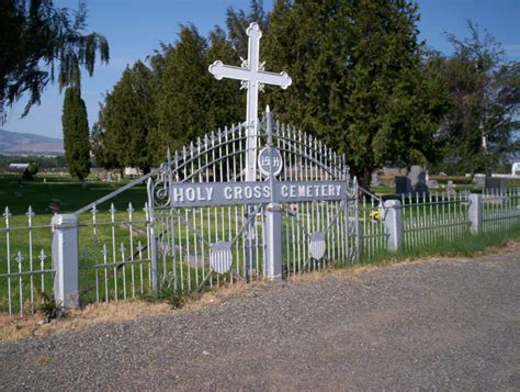 Holy Cross Cemetery In Ellensburg Washington Find A Grave Cemetery
