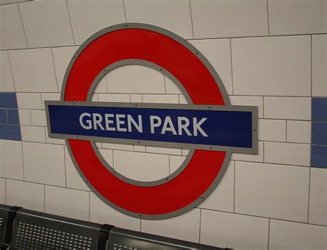 Green Park Underground Station Modern Roundel Bowroaduk Flickr