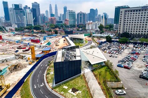 Here's how much the two iconic landmarks differ in height. Tun Razak Exchange MRT Station - Big Kuala Lumpur