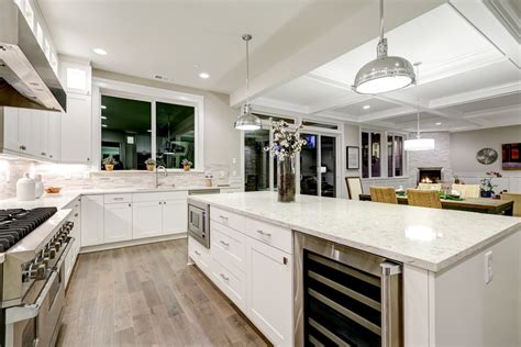 Simplicity, crisp and fresh, note high ceiling. Kashmir White Granite - Timeless Options For Your Home