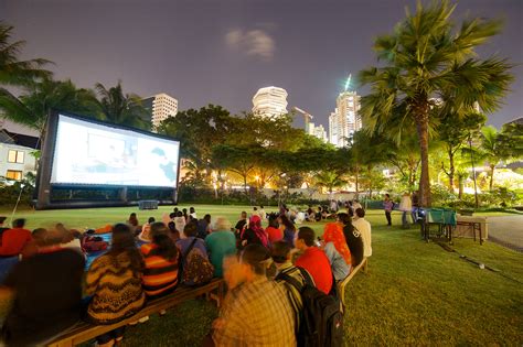 We bought a scottish castle. Starlight Movie Night: "Coco" | Alameda | Funcheap