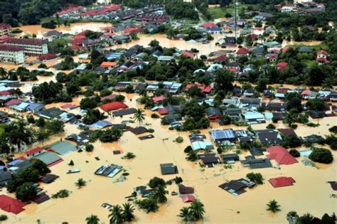 Suasana terkini banjir di negeri kelantan. Mengapa Banjir Semakin Kerap Berlaku? - Root of Science