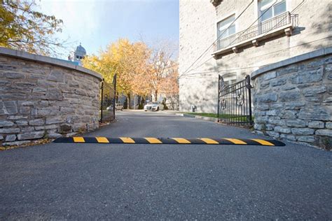 Speed Bumps 3 Pros And Cons That Every Drivers Should Know