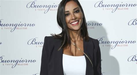 Melhores pastas de juliana moreira. Chi è Juliana Moreira, moglie di Edoardo Stoppa: vita privata e curiosità