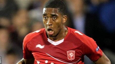Leroy fer, 31, from netherlands feyenoord rotterdam, since 2019 defensive midfield market value: Leroy Fer: Everton pull out of £8.6m deal with FC Twente ...