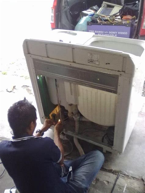 Cara mengatasi kulkas sharp 2 pintu bagian bawah tidak dingin memakai modul thermistor. Repair mesin basuh peti ais terus ke rumah anda: July 2014
