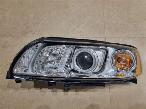 Lampa Bi Xenon L Volvo S V Xc Europa Nowa Za Z Bia Ystok Allegro Pl