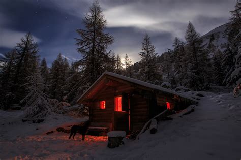 Ele mostra uma estradinha quando voltavamos da suiça para a italia. Papeis de parede Suíça Invierno Picea Noite Neve Alpes ...
