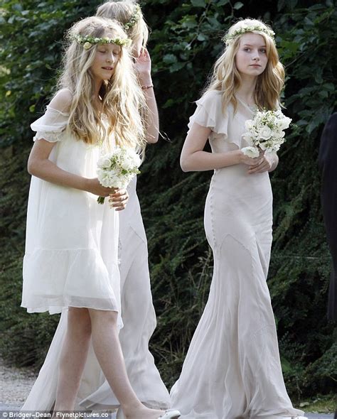 Lottie has a body measurement of 36.5 inches hip. Kate Moss' lookalike 16-year-old sister Lottie launches ...