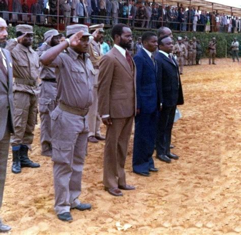 Samora moisés machel was a mozambican military commander and political leader. 98 best images about Moçambique - Samora Machel on ...