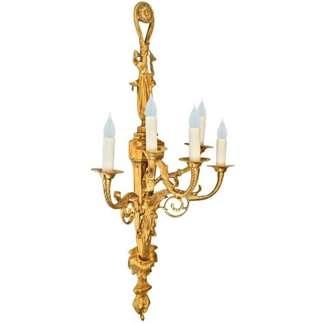 Whether you're looking to buy wall sconces online or get inspiration for your home, you'll find just what you're looking for on houzz. Very large gilt bronze wall light style Napoléon III five ...