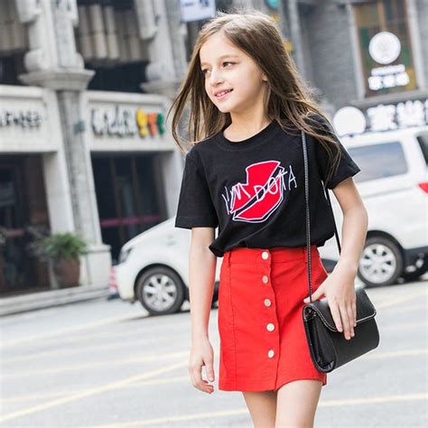 At 13, kids are just getting a sense of their personal style, shopping for themselves and putting together their own outfits. Pin on Tween Style