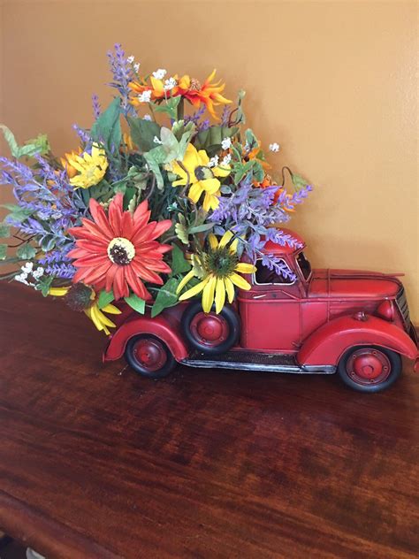 Download Little Red Truck, red truck, red truck arrangement ...