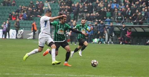 Kocaelispor stadyumu ile ilgili 1 haber listeleniyor. MAÇ SONUCU | Kocaelispor 2 - 0 Payaspor | Kocaelispor ...
