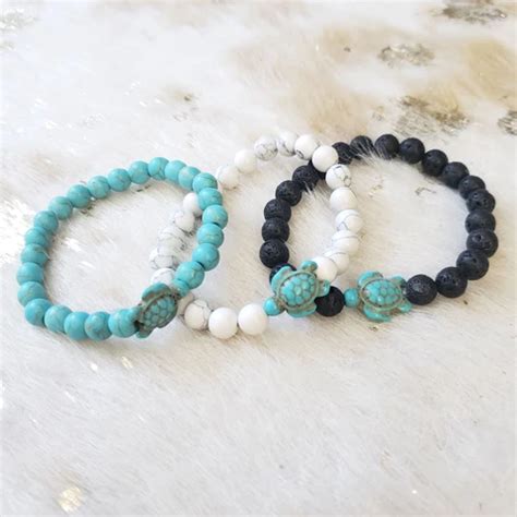 Save the Turtles Bracelet | Turtle bracelet, Bracelets, Beaded stretch