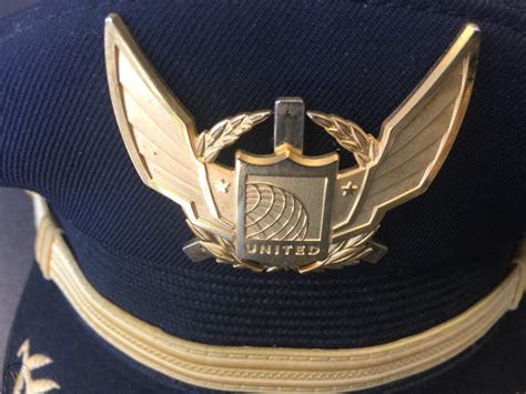 United Airlines Pilot Captain Uniform Hat Wing Badge 1914172601