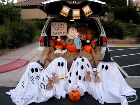 Great for churches, schools and rural areas where houses are spread apart; 50 Trunk-or-Treat Decorating Ideas You Wish You Had Time ...