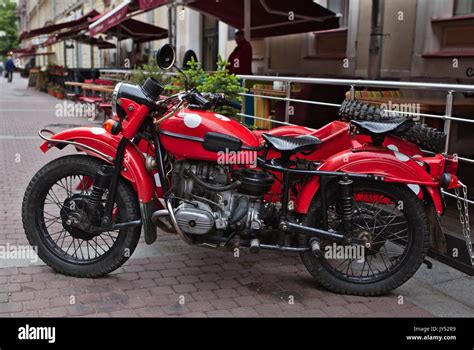 Red Vintage Imz Ural Motorbike With Sidecar Stock Photo 154390637 Alamy