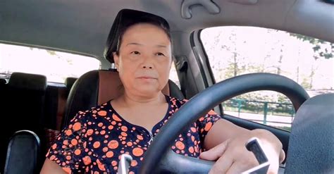 A Chinese ‘auntie Went On A Solo Road Trip Now Shes A Feminist Icon