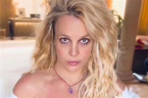 Britney Spears Left Shaking After Using Her Own Credit Card For The