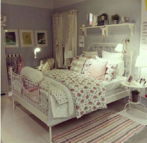 They might have to share a bunk bed — but in the end, they can devote more space (and time) to their craft. Ikea bedroom leirvik hemnes | Bedroom decor design, Ikea ...