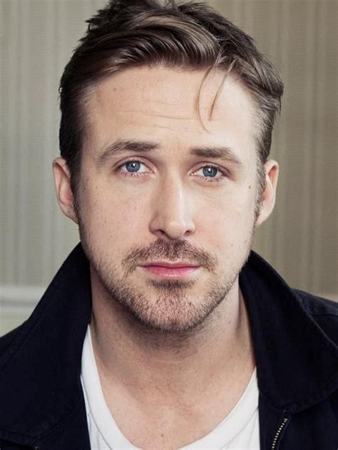 The Ryan Gosling Obsession Media Fame Or Is He Really That Hot Ryan Gosling Beautiful Men