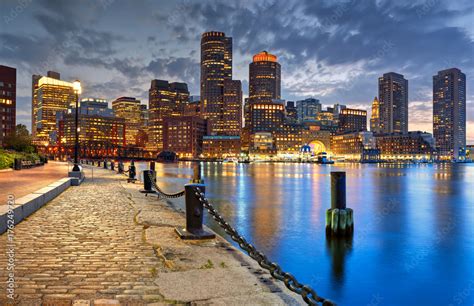 Boston Skyline At Night 176249720 Obraz Na Płótnie