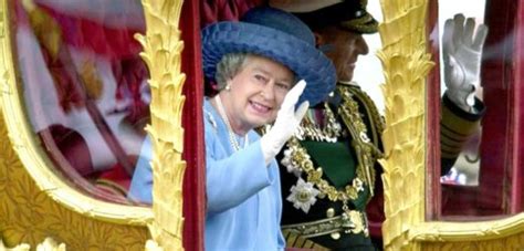 Queen Elizabeth Reportedly Battled Cancer Before She Died Big World Tale