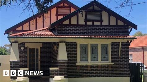 Australian Awarded House In Bizarre 20 Year Squatting Case Bbc News
