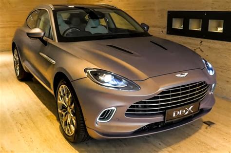 Aston Martin Dbx Launched At Rs 382 Crore Latest Auto News Car